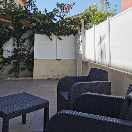 דירה Nice Spacious House With Terrace In Hyeres